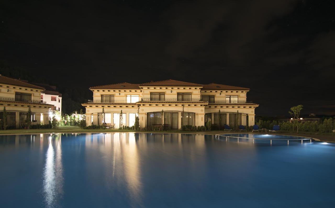 Hotel Paradise أوجنيانوفو المظهر الخارجي الصورة